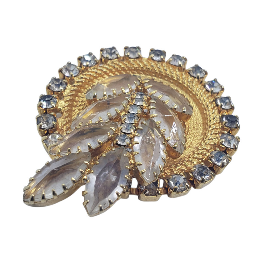 Vintage Gold & Clear Rhinestone Big Wreath Brooch Mesh Prong Set 1950s Stunning - Picture 5 of 11